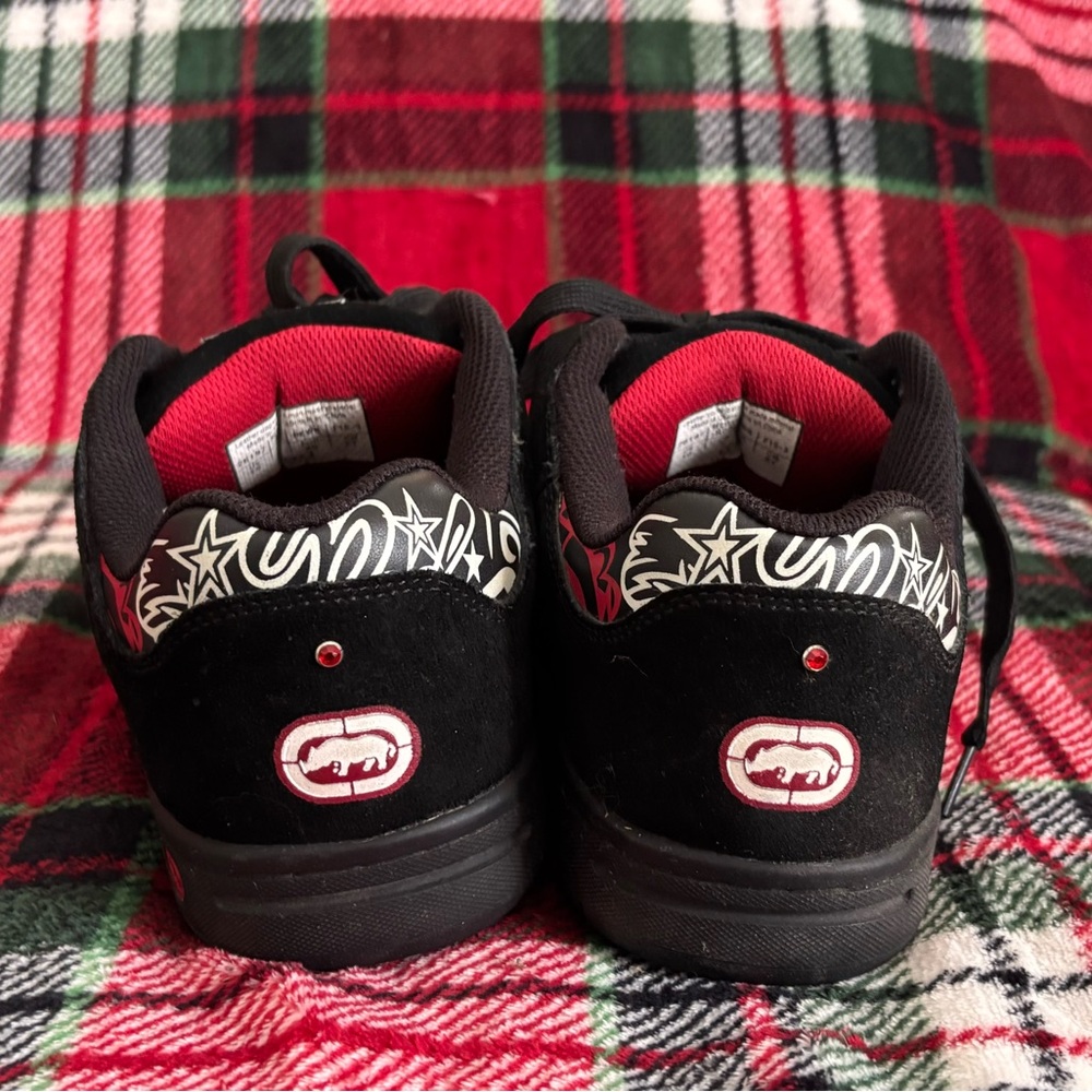 Ecko Red: Black, Red, and White Women’s Sneakers Y2K - Picture 6 of 9